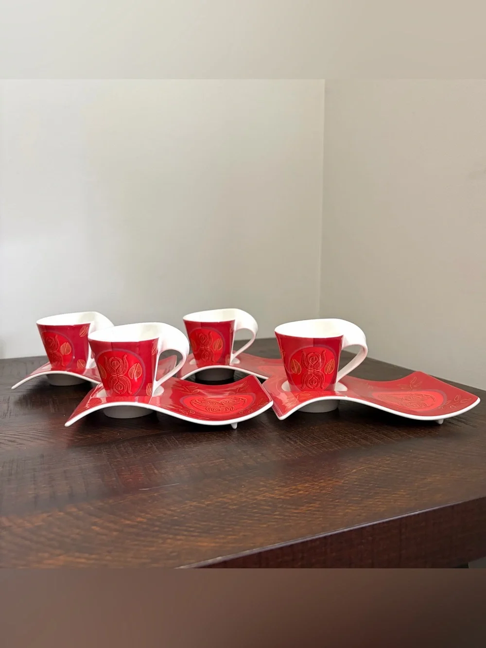 Villeroy & Boch New Wave Caffe Merah Espresso Set Service 4 Cups And Saucers